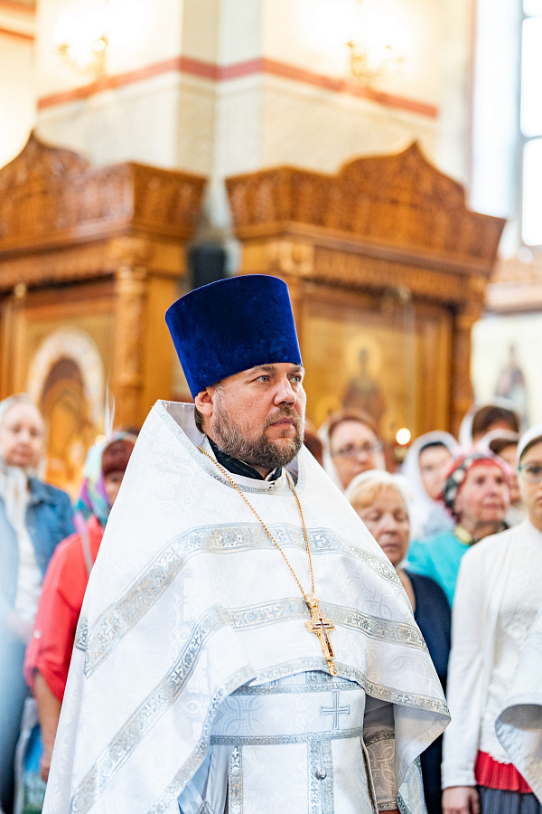 Архиерейское богослужение в Преображенском соборе города Люберцы